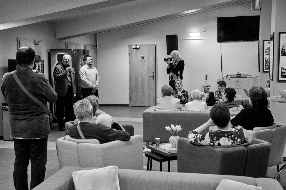 Vernisáž a křest 70 12