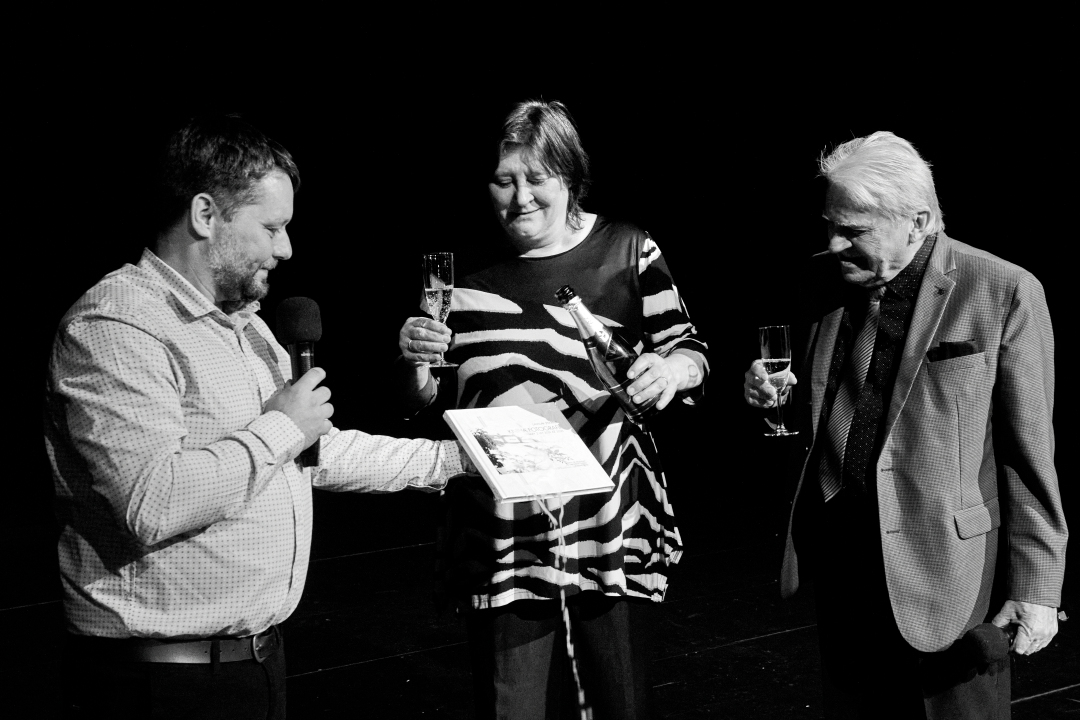 Vernisáž a křest 70 25